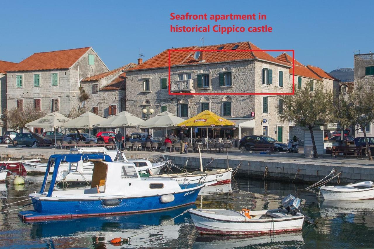 Seafront Apartment In Historical Cippico Castle Kaštela 외부 사진