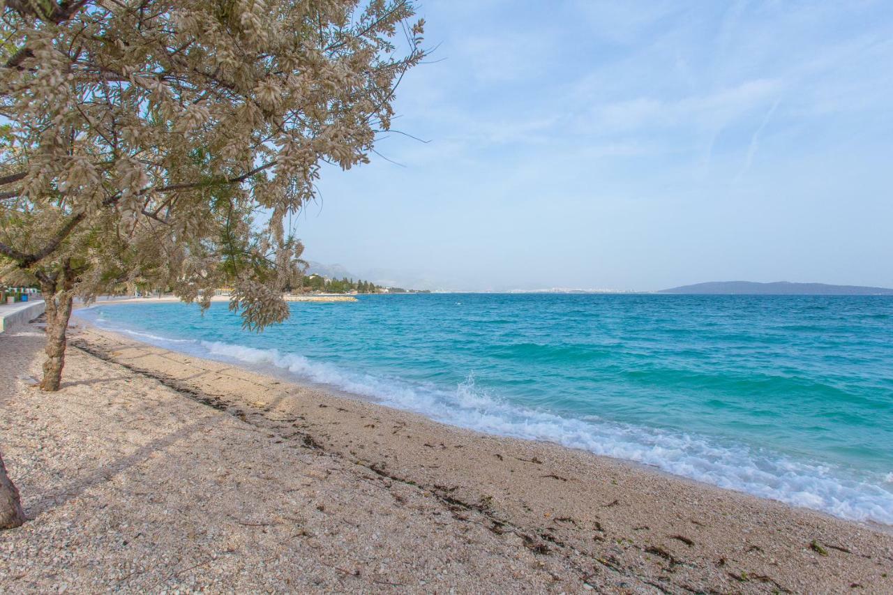 Seafront Apartment In Historical Cippico Castle Kaštela 외부 사진